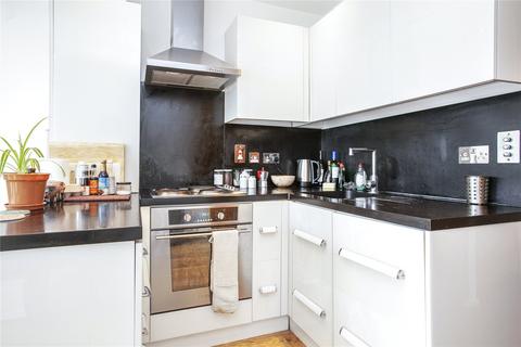 1 bedroom apartment to rent, Tower Bridge Road, London, SE1