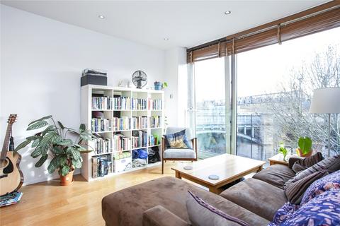 1 bedroom apartment to rent, Tower Bridge Road, London, SE1