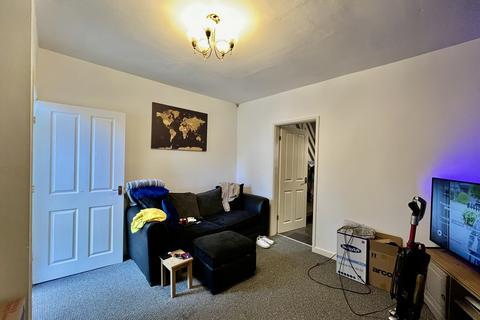 2 bedroom terraced house to rent, Coop Street, Astley Bridge, Bolton, BL1