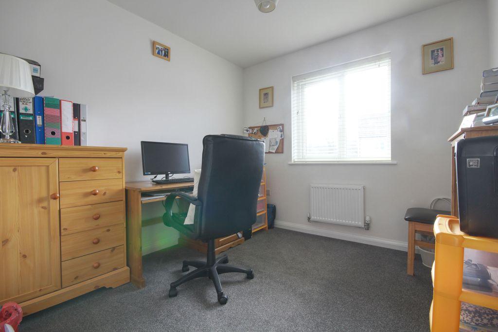 Bedroom 4 (Double)