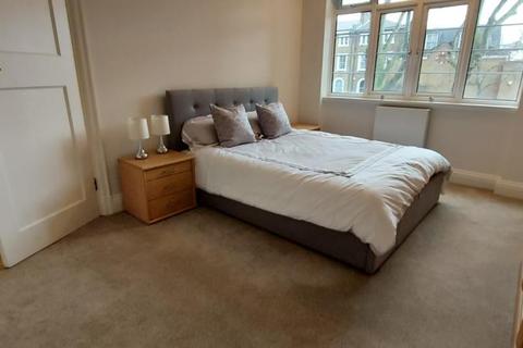 1 bedroom flat to rent - Chatsworth Court, Pembroke Road, London W8