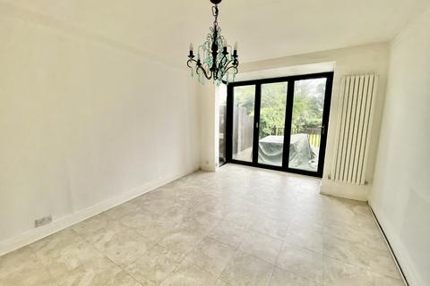 23 Donnington Road, Harrow, HA3 0NB