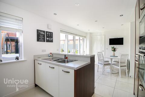 35 Windward Avenue, Fleetwood, FY7 6FE