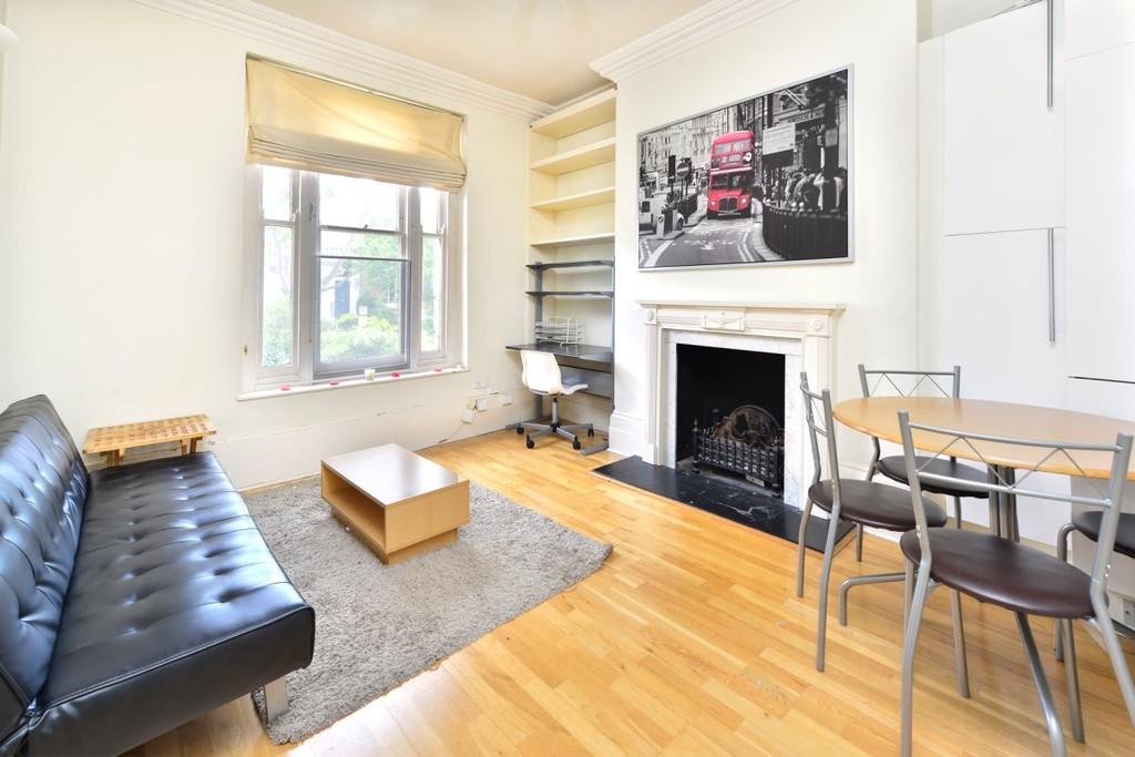 Albert Street, Camden 2 bed flat £2,201 pcm (£508 pw)