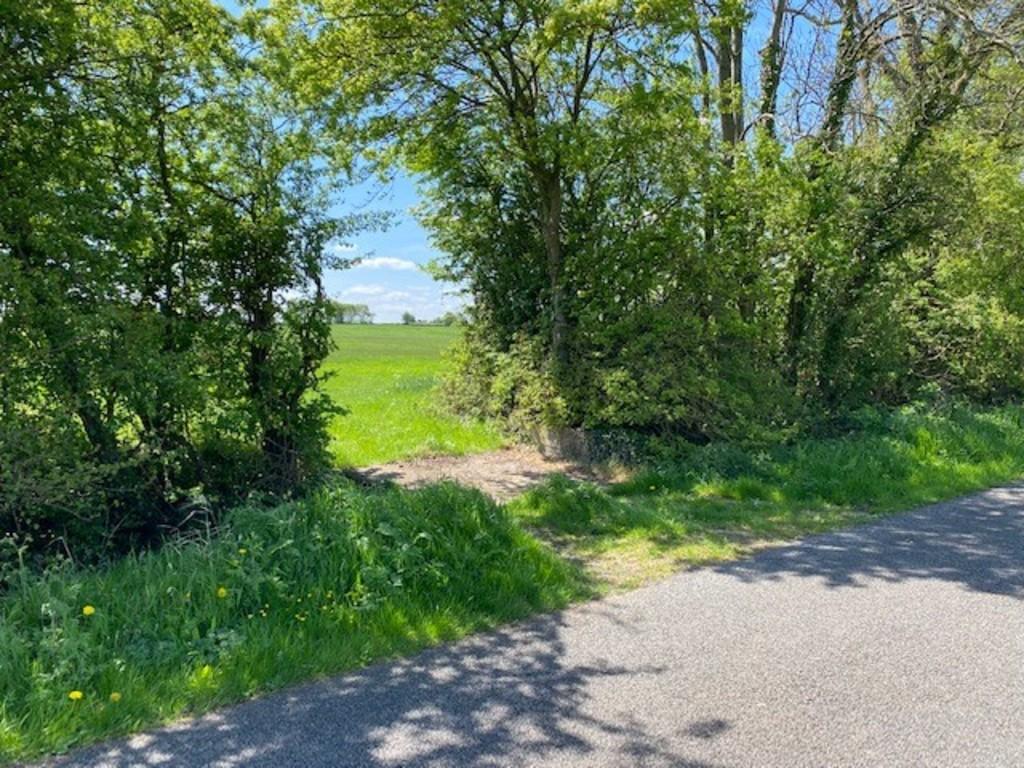 Stokeham, Retford Land £100,000