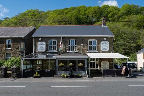 Pub for sale, Freehold Public House & Restaurant & Hotel Located In Cwm-twrch Uchaf