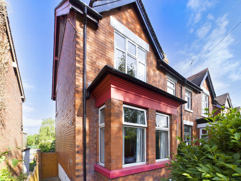 Park Crescent, Stafford 4 bed semidetached house £230,000