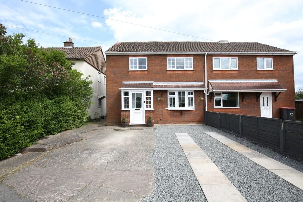 Dukes Road, Dordon 3 bed semidetached house £215,000