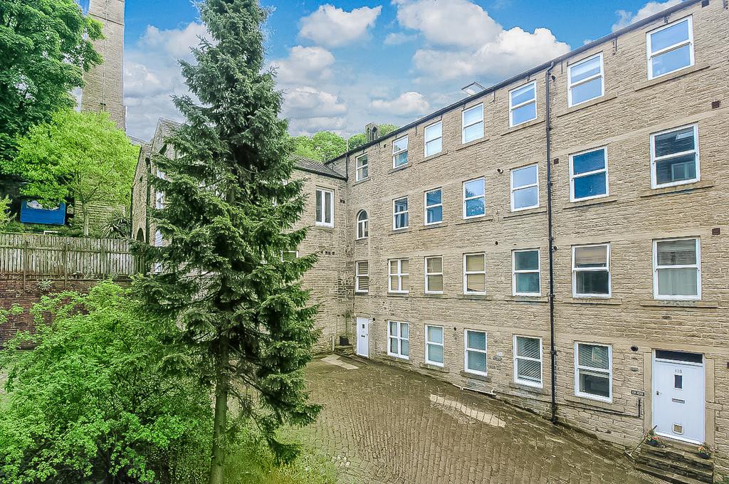 Dunford Road, Holmfirth 1 bed apartment £119,995