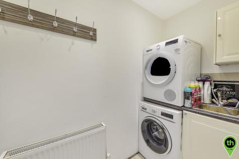 94 Hartland Drive, Edgware, HA8 8RH