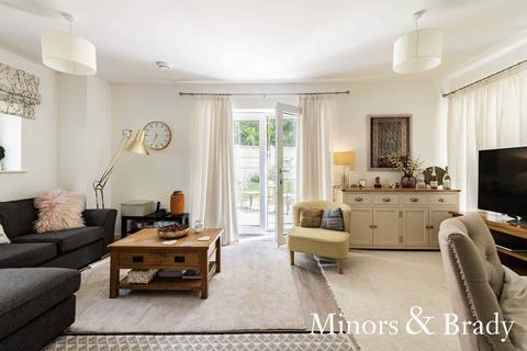 7 Carrowbreck Close, Norwich, NR6 5FB