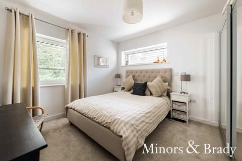 7 Carrowbreck Close, Norwich, NR6 5FB