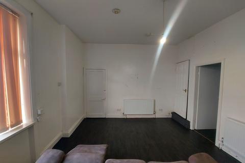 1 bedroom terraced house to rent, Jennings Place, Bradford, BD7