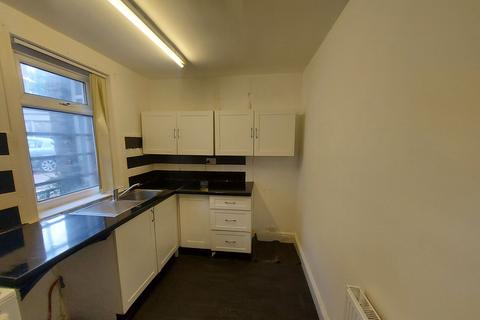1 bedroom terraced house to rent, Jennings Place, Bradford, BD7