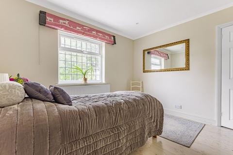 Sea Mist, 30 Lighthouse Road, St Margarets Bay, Dover, CT15 6EJ