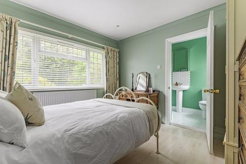 Sea Mist, 30 Lighthouse Road, St Margarets Bay, Dover, CT15 6EJ