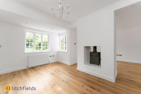 3 bedroom cottage for sale - Asmuns Place, Hampstead Garden Suburb, NW11
