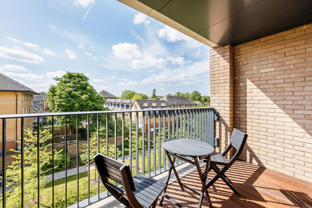 Westerly-Facing Balcony/Terrace