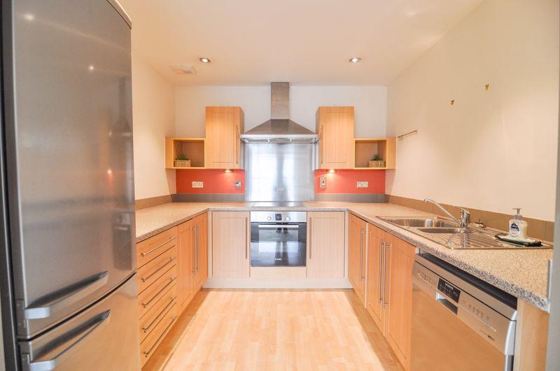Apartment in Bristol - View 2