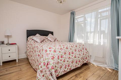 26 Manor Way, Harrow, HA2 6BY