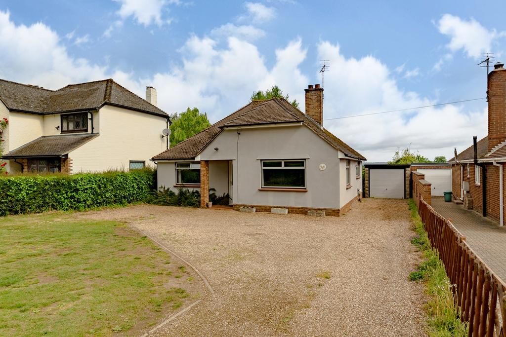 Heath Road, Boughton Monchelsea, Maidstone, ME17 2 bed detached
