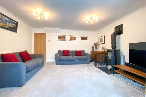 25 Kingfisher Close, Congleton, CW12 3FF