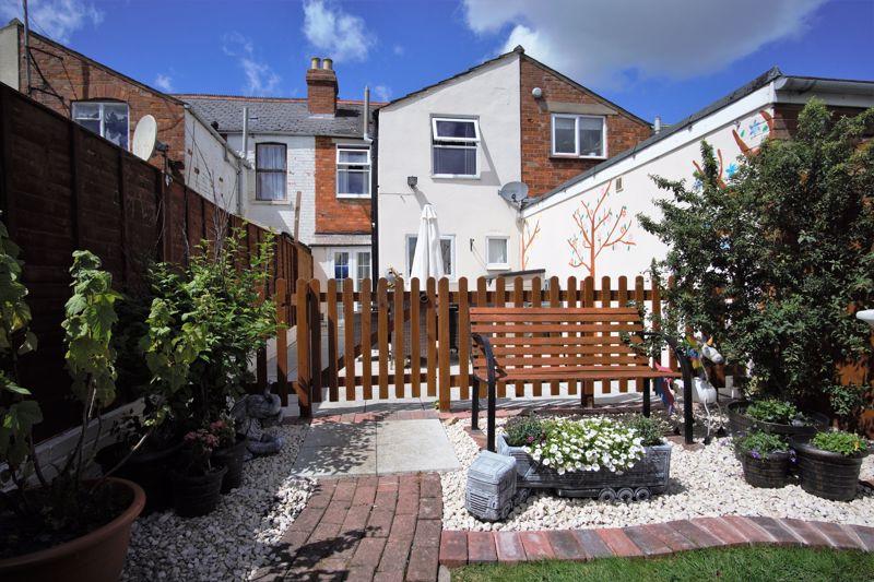 Seymour Road Linden 3 Bed House 925 Pcm 213 Pw Seymour Road Linden 3 Bed House 925 Pcm 213 Pw