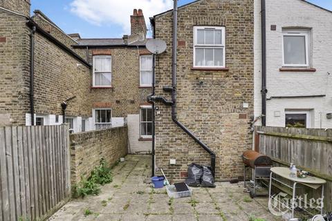 35 Morley Avenue, London, N22 6LY