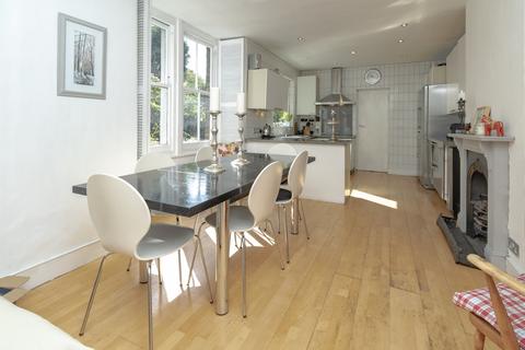 41 Savernake Road, London, NW3 2JU