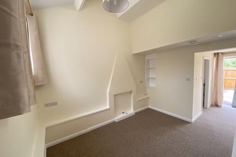 1 bedroom terraced house to rent - 76 Gains Avenue, Bicton Heath, Shrewsbury, SY3 5EL