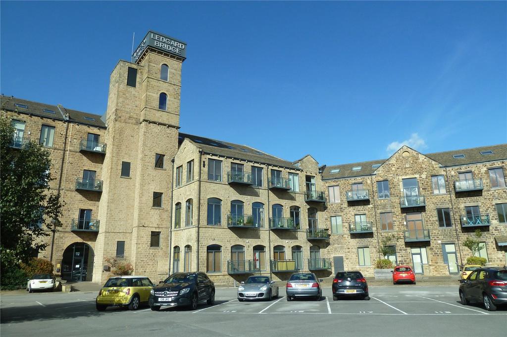 Ledgard Wharf, Mirfield, WF14 1 bed apartment £595 pcm (£137 pw)