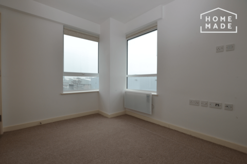 2 bedroom flat to rent - Dolphin House, Sunbury-on-Thames, TW16