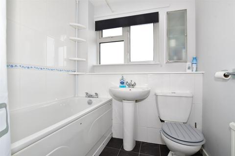 12 Walker Close, Crayford, Dartford, DA1 4SR