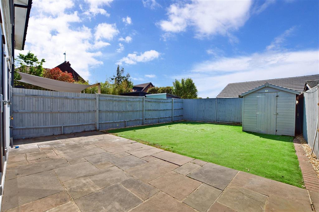 Hillcrest Drive, Ashington, West Sussex 3 bed semidetached house £
