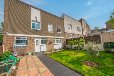 3 bedroom end of terrace house for sale - Bawn Gardens, Leeds