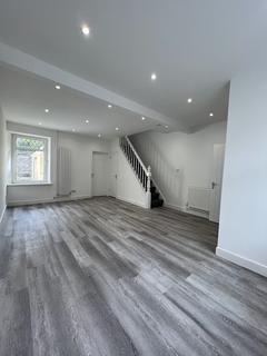 3 bedroom terraced house to rent - Eileen Place, Treherbert, Treorchy, Rhondda, Cynon, Taff. CF42 5BU