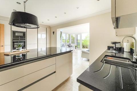 13 Brodawel, Llannon, Llanelli, SA14 6BJ