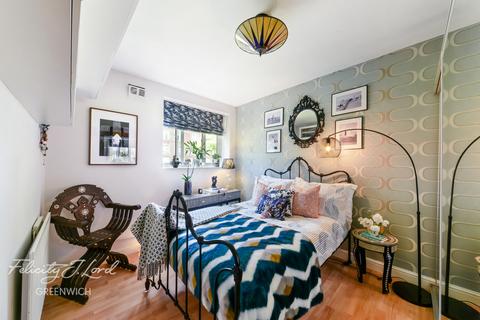 Flat 2, Page House Welland Street, London, SE10 9DG
