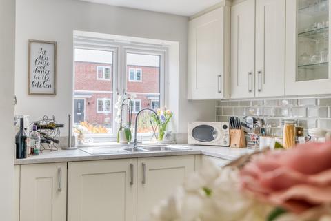 5 Lamberton Close, Hallow, Worcester, WR2 6ND