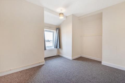 2 bedroom flat to rent - Kingston Road London SW20