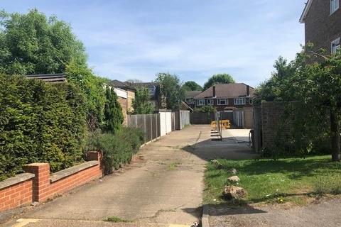 1 Beechwood Close, Long Ditton, Surbiton, KT6 6PF
