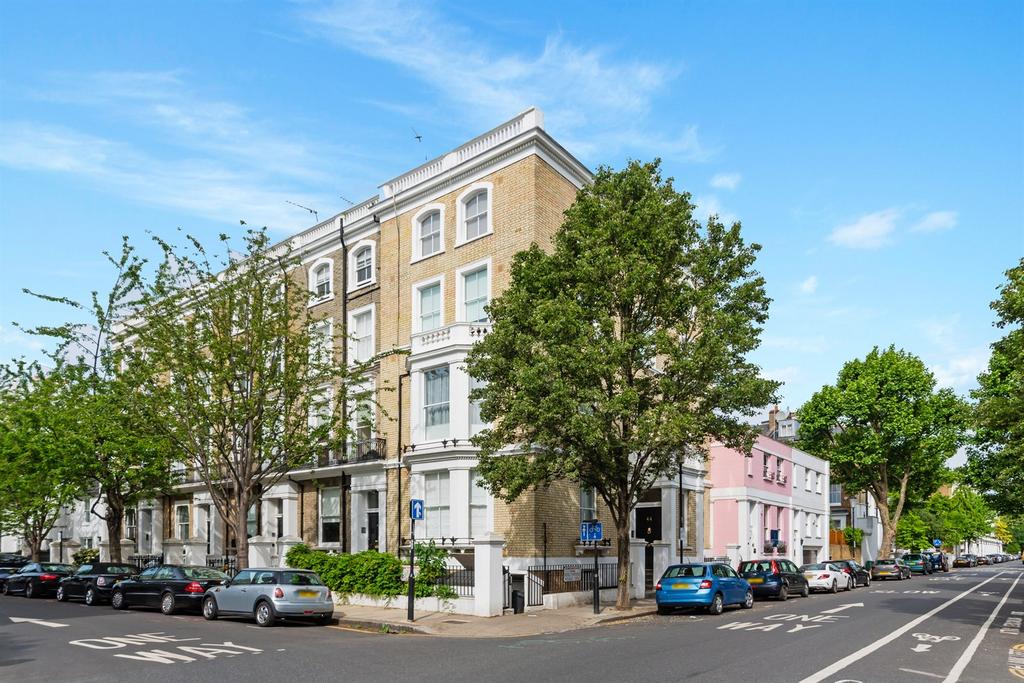 Cathcart Road, Chelsea SW10 2 bed flat £2,600 pcm (£600 pw)