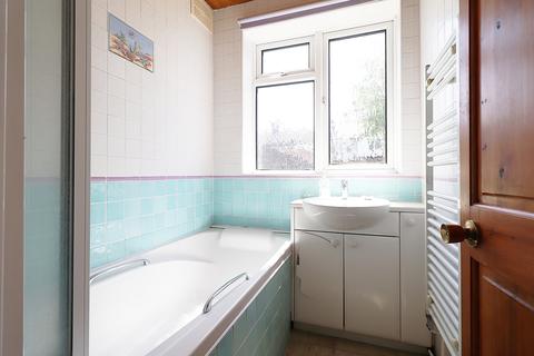 68 Albert Road, Bromley, BR2 9PY