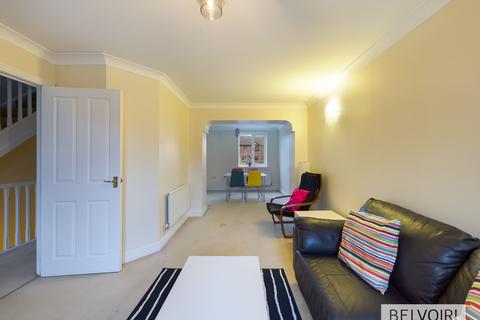 4 bedroom semi-detached house to rent, Anchor Crescent, Hockley, Birmingham, B18