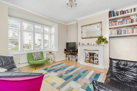 48 Dallinger Road, London, SE12 0TH