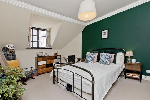 62 Dean Path, Edinburgh, EH4 3AU