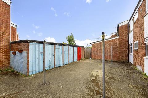 112 Minster Way, Slough, SL3 7EX