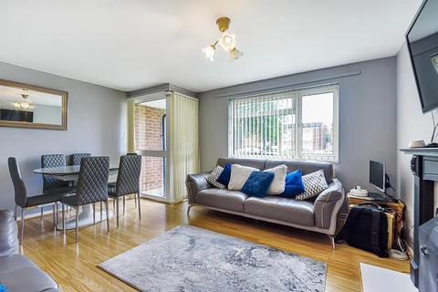 112 Minster Way, Slough, SL3 7EX