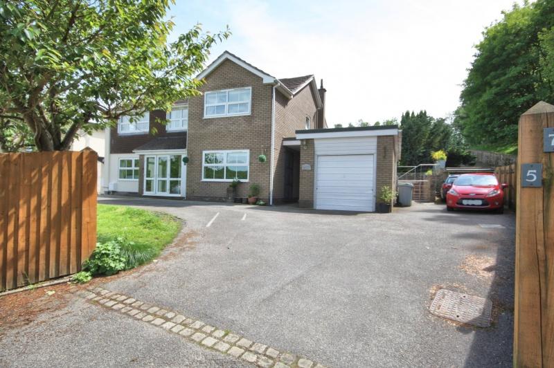 5 Hazelhurst Drive Bollington SK10 5QT 5 bed detached house £725,000