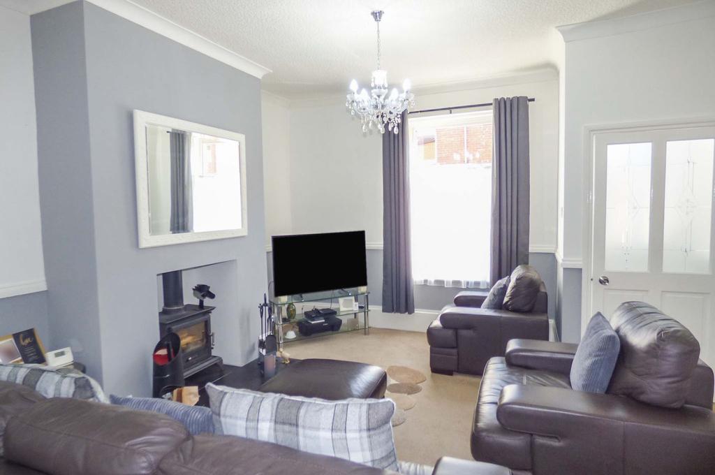 Clarence Street, Seaton Sluice... 3 bed terraced house £155,000